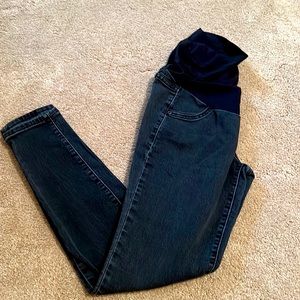 A-Glow maternity black jeggings